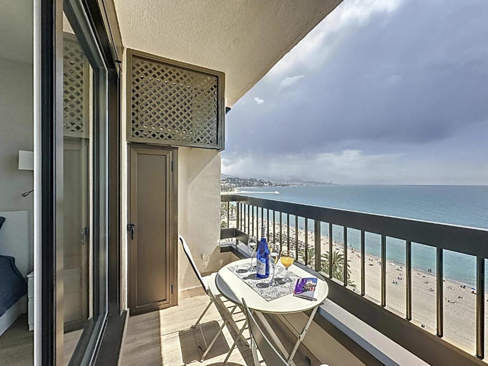Espectaculares Vistas Al Mar Playa Malagueta Appartement Málaga Buitenkant foto