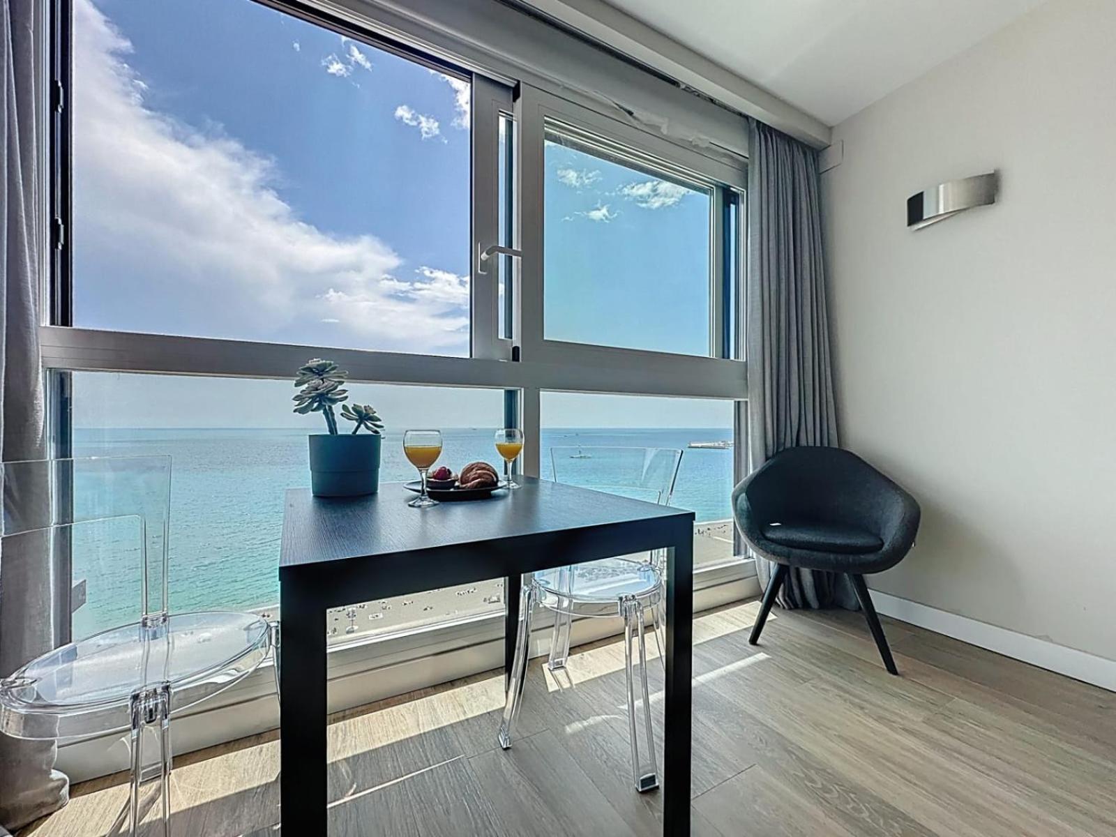 Espectaculares Vistas Al Mar Playa Malagueta Appartement Málaga Buitenkant foto