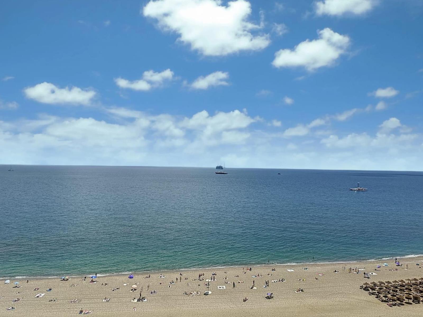Espectaculares Vistas Al Mar Playa Malagueta Appartement Málaga Buitenkant foto